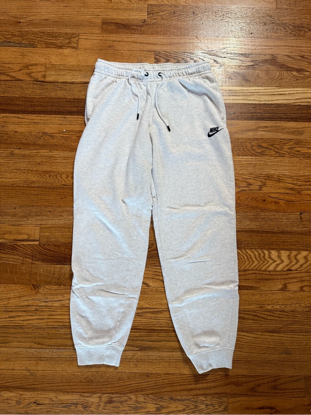 Women’s Nike sweatpants